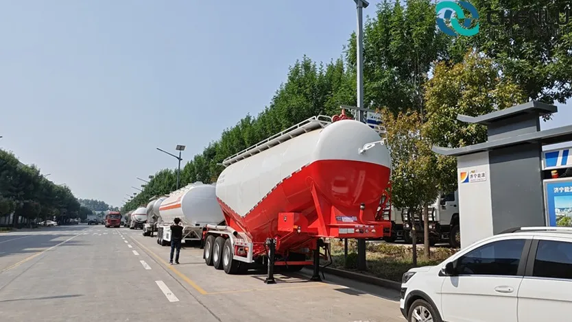 3 Axle Bulk Cement Tanker Trailer