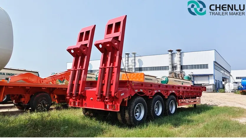 3-axle low-bed semi-trailers 